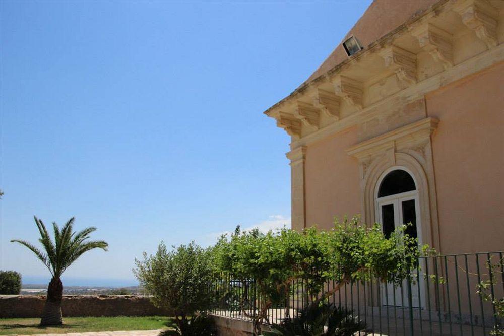 Torre Del Mare Hotel Ispica Buitenkant foto